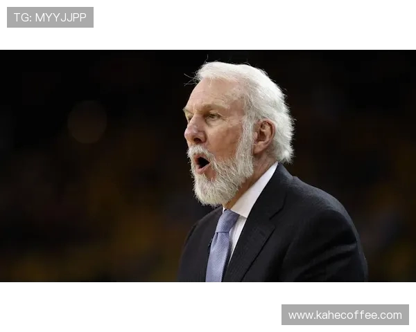 赫伯特琼斯:从默默无闻到NBA明星的奋斗历程与成长故事